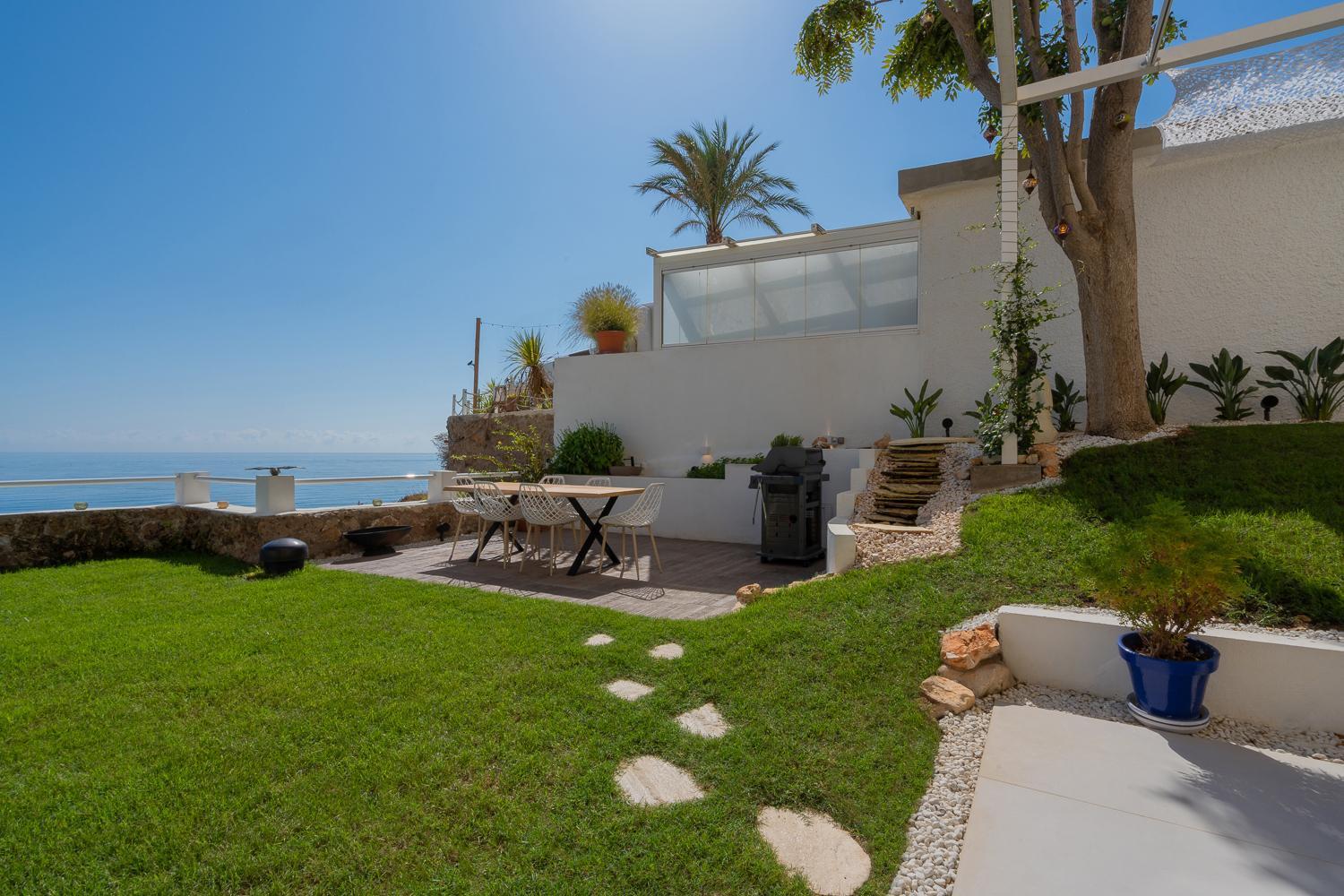 Private 250Sqm Garden Duplex, Jacuzzi, Cinema, Sea View Escape Apartment Торемолинос Екстериор снимка