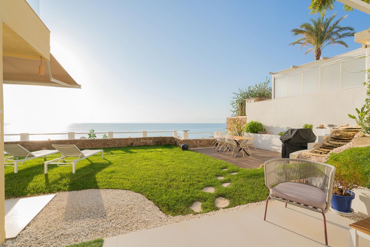 Private 250Sqm Garden Duplex, Jacuzzi, Cinema, Sea View Escape Apartment Торемолинос Екстериор снимка