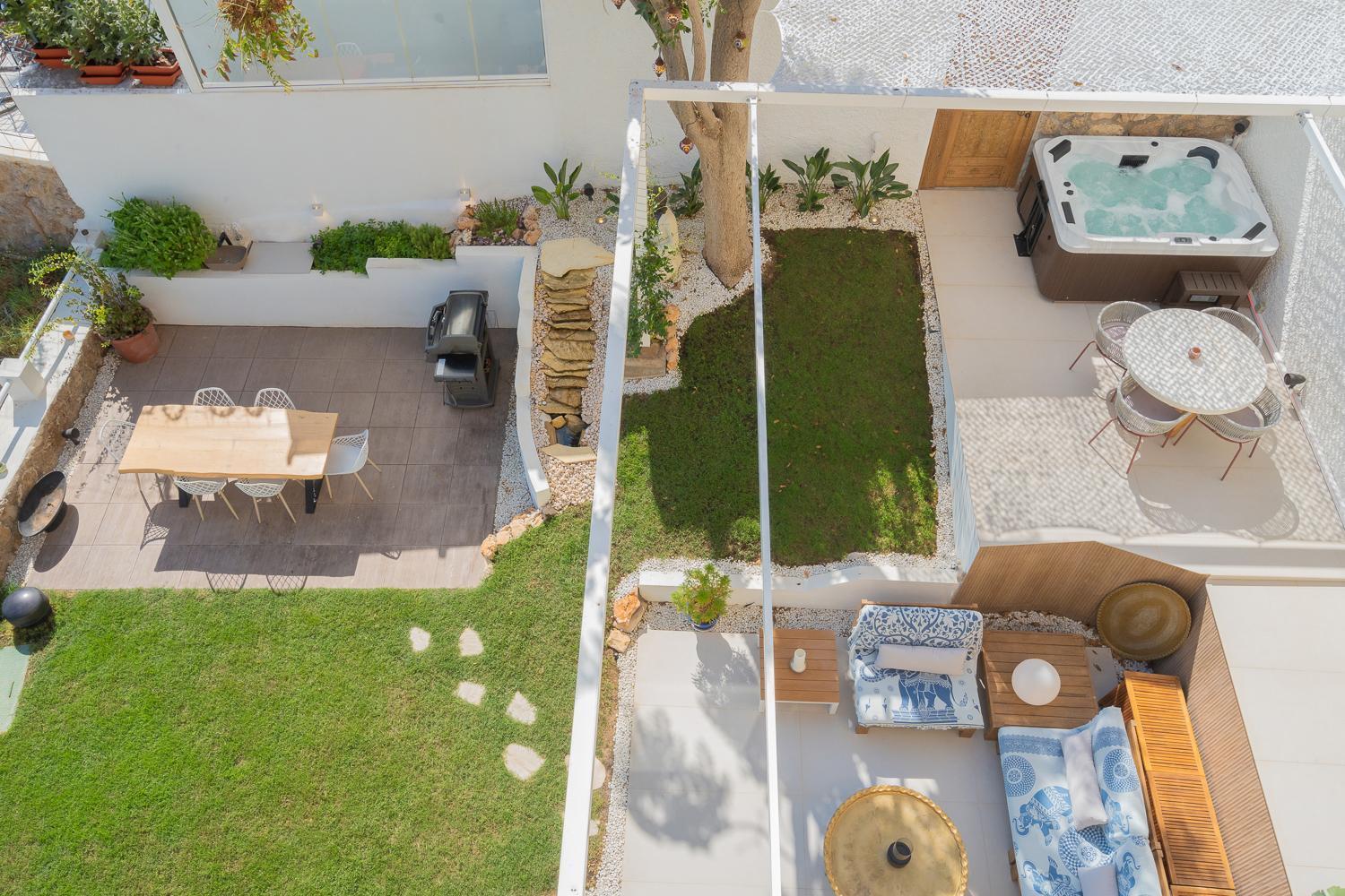 Private 250Sqm Garden Duplex, Jacuzzi, Cinema, Sea View Escape Apartment Торемолинос Екстериор снимка