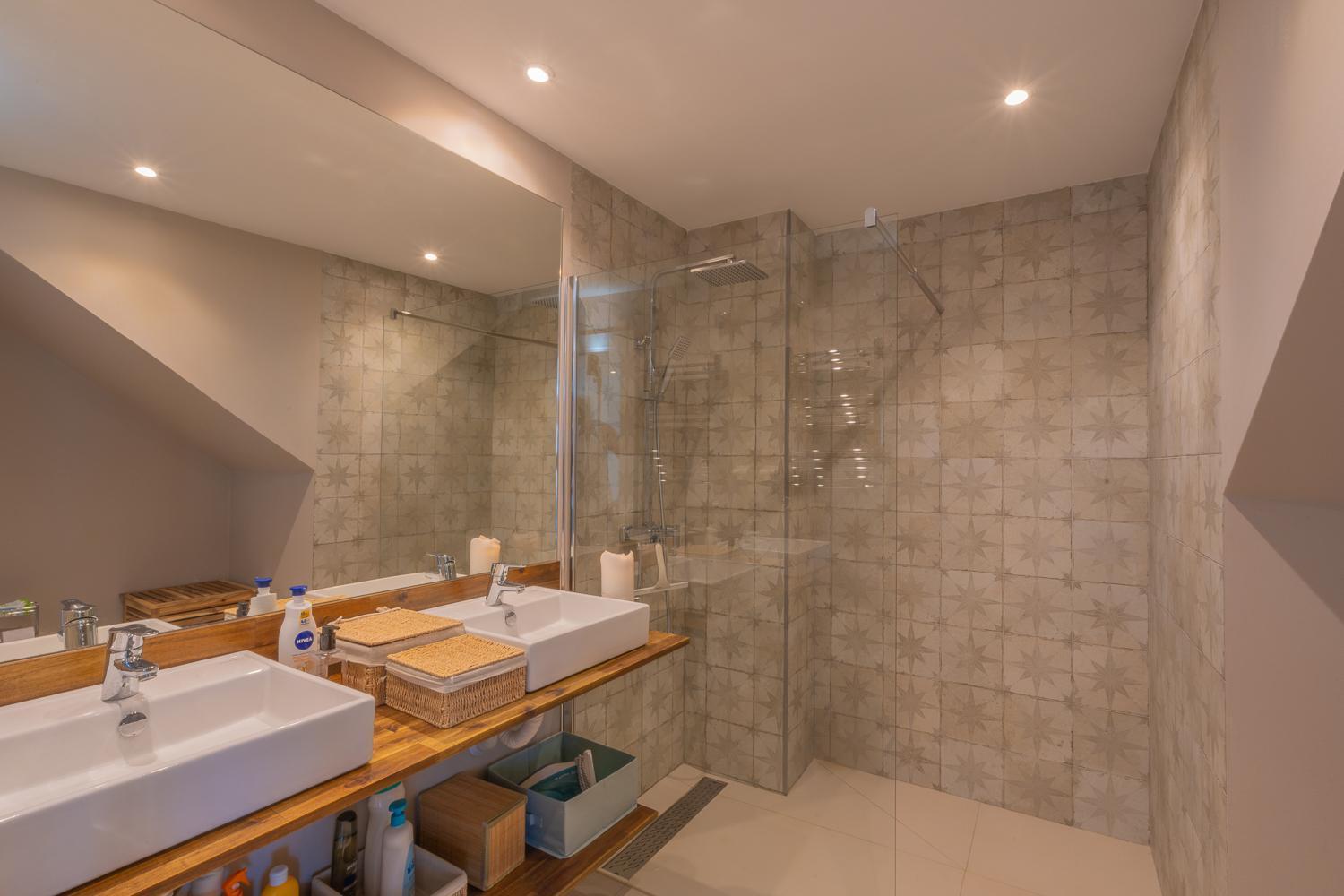 Private 250Sqm Garden Duplex, Jacuzzi, Cinema, Sea View Escape Apartment Торемолинос Екстериор снимка